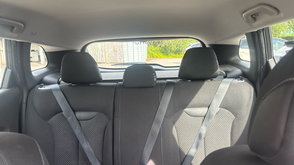 Renault Kadjar 1.5 dCi Dynamique Nav 5dr Diesel Hatchback - Image 15
