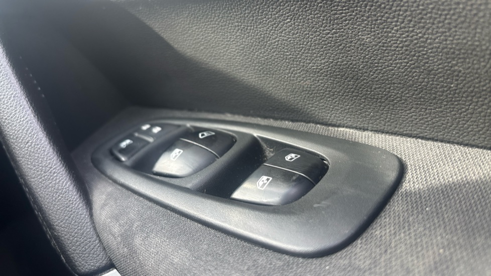 Renault Kadjar 1.5 dCi Dynamique Nav 5dr Diesel Hatchback - Image 24