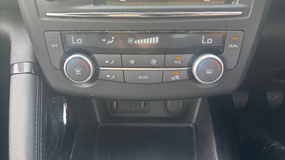 Renault Kadjar 1.5 dCi Dynamique Nav 5dr Diesel Hatchback - Image 32