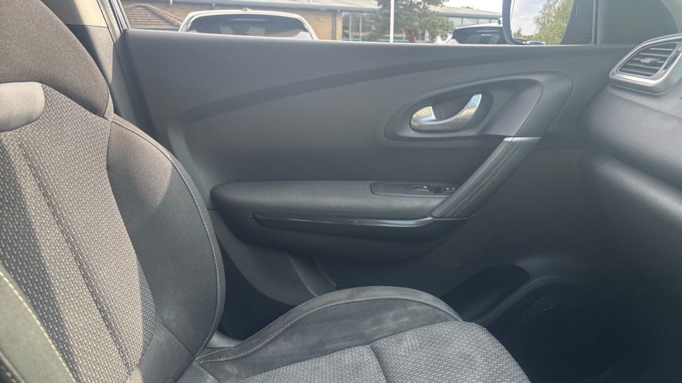 Renault Kadjar 1.5 dCi Dynamique Nav 5dr Diesel Hatchback - Image 34