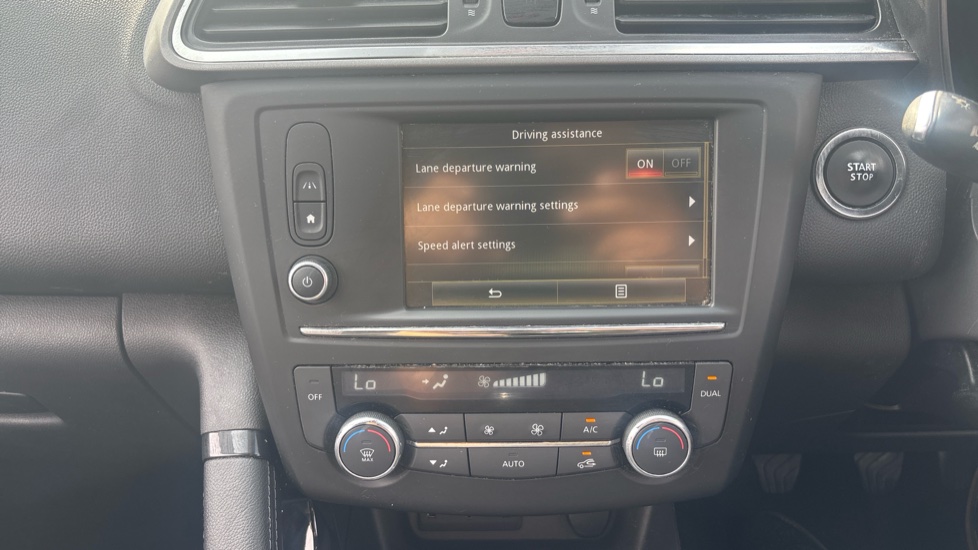 Renault Kadjar 1.5 dCi Dynamique Nav 5dr Diesel Hatchback - Image 37