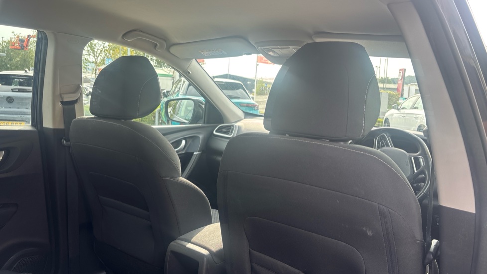 Renault Kadjar 1.5 dCi Dynamique Nav 5dr Diesel Hatchback - Image 50