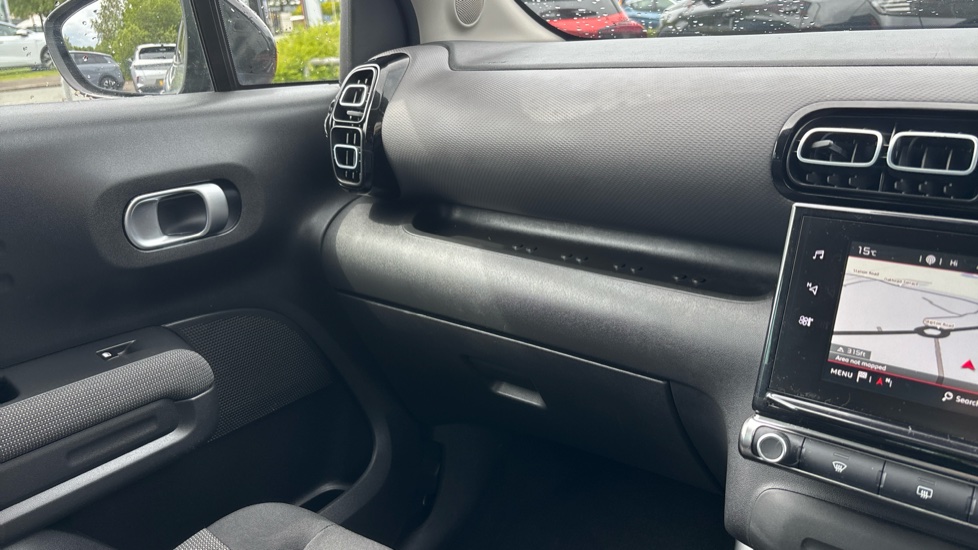 Citroen C3 Aircross 1.2 PureTech Flair 5dr Petrol Hatchback - Image 32
