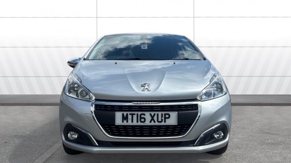 Peugeot 208 1.2 PureTech 82 Allure 5dr Petrol Hatchback - Image 3