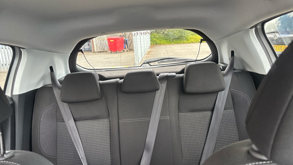 Peugeot 208 1.2 PureTech 82 Allure 5dr Petrol Hatchback - Image 15