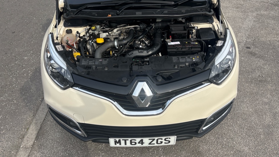 Renault Captur 1.2 TCE Dynamique S MediaNav 5dr EDC Petrol Hatchback - Image 8