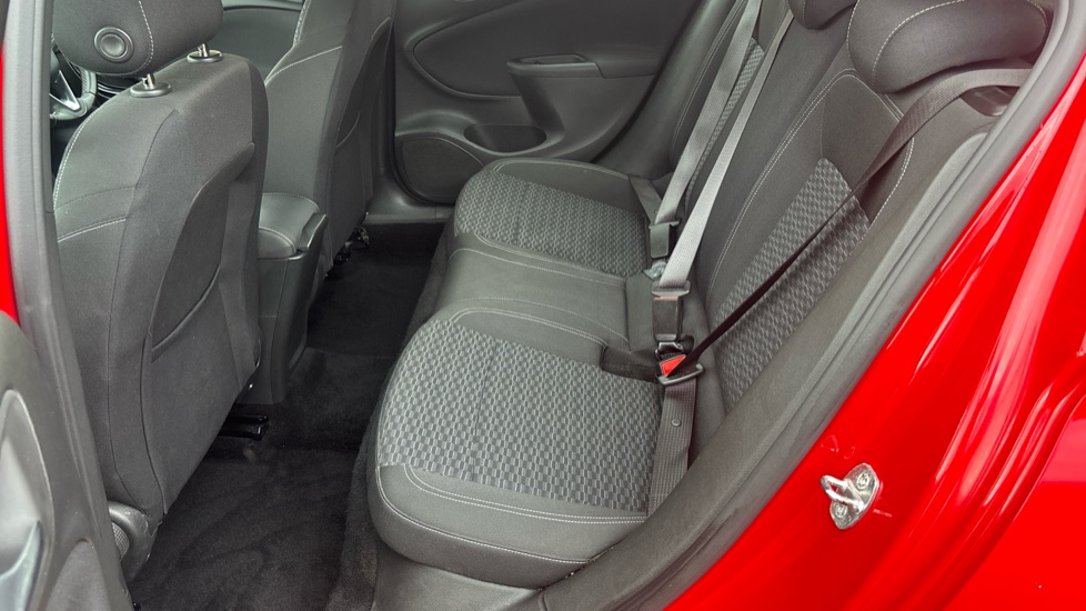 Vauxhall Astra 1.4T 16V 150 SRi Vx-line 5dr Petrol Hatchback - Image 16