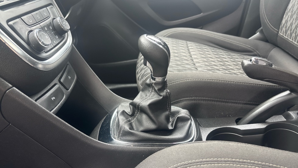 Vauxhall Mokka 1.4T Exclusiv 5dr Petrol Hatchback - Image 13
