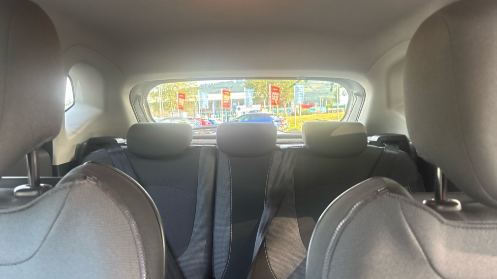 Renault Captur 0.9 TCE 90 Dynamique S Nav 5dr Petrol Hatchback - Image 15