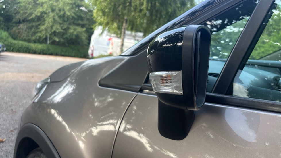 Renault Captur 0.9 TCE 90 Dynamique S Nav 5dr Petrol Hatchback - Image 49