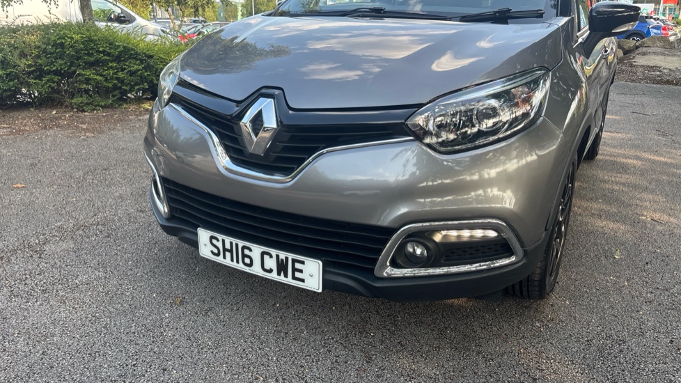 Renault Captur 0.9 TCE 90 Dynamique S Nav 5dr Petrol Hatchback - Image 52