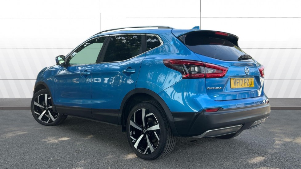 Nissan Qashqai 1.2 DiG-T Tekna 5dr Xtronic Petrol Hatchback - Image 2
