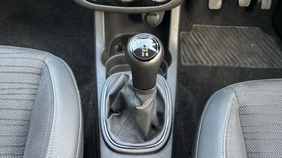 Vauxhall Corsa 1.2 Excite 5dr [AC] Petrol Hatchback - Image 13