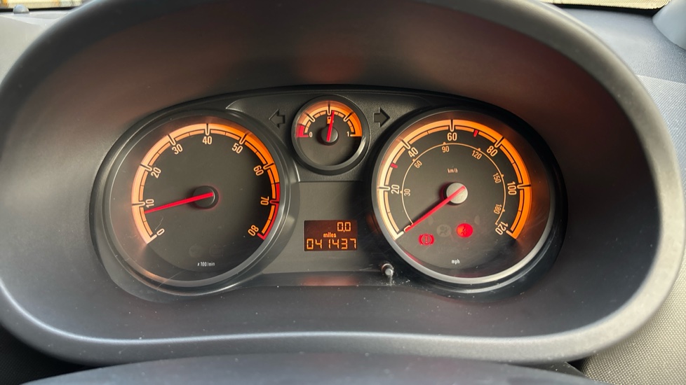 Vauxhall Corsa 1.2 Excite 5dr [AC] Petrol Hatchback - Image 18