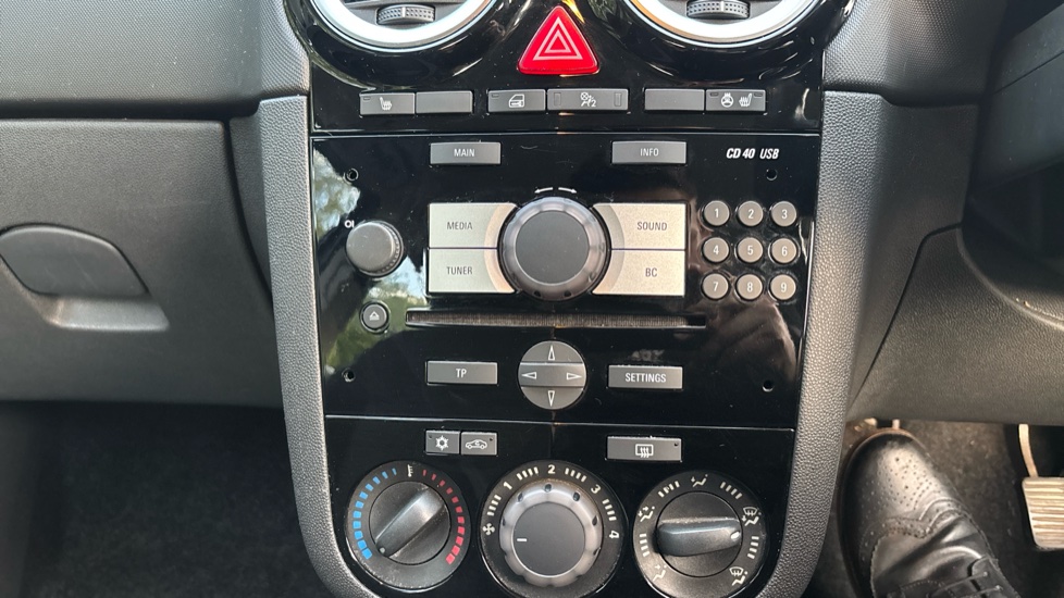 Vauxhall Corsa 1.2 Excite 5dr [AC] Petrol Hatchback - Image 30