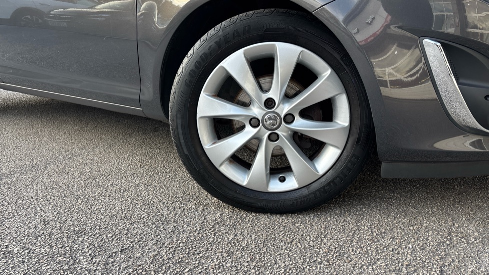 Vauxhall Corsa 1.2 Excite 5dr [AC] Petrol Hatchback - Image 41