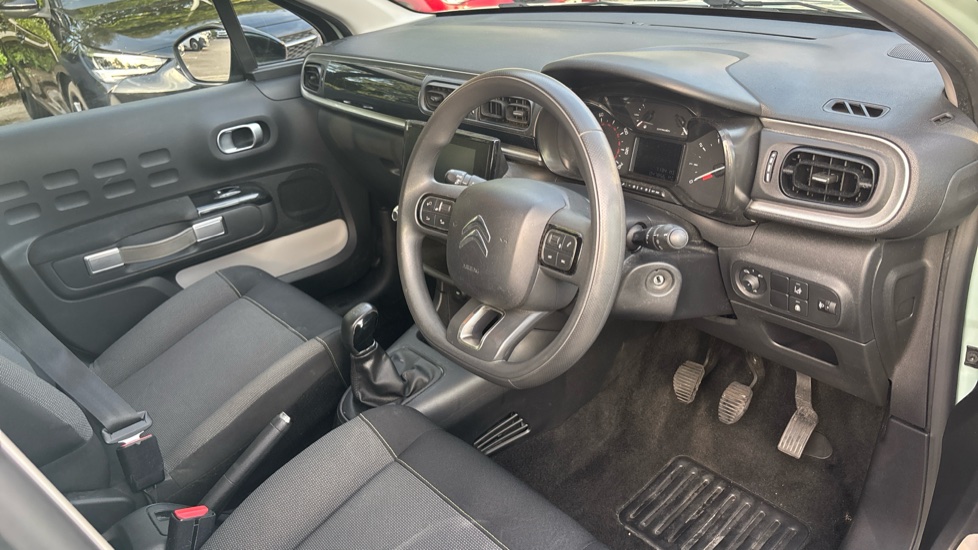 Citroen C3 1.2 PureTech Feel 5dr Petrol Hatchback - Image 11