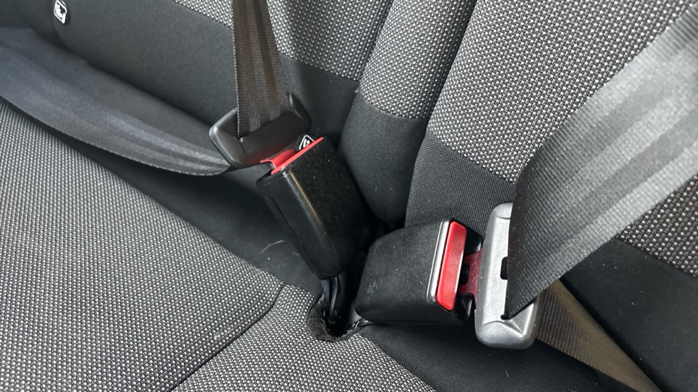 Citroen C3 1.2 PureTech Feel 5dr Petrol Hatchback - Image 17