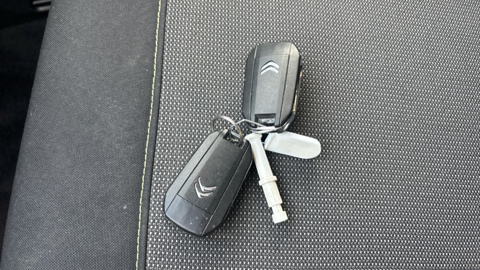 Citroen C3 1.2 PureTech Feel 5dr Petrol Hatchback - Image 20