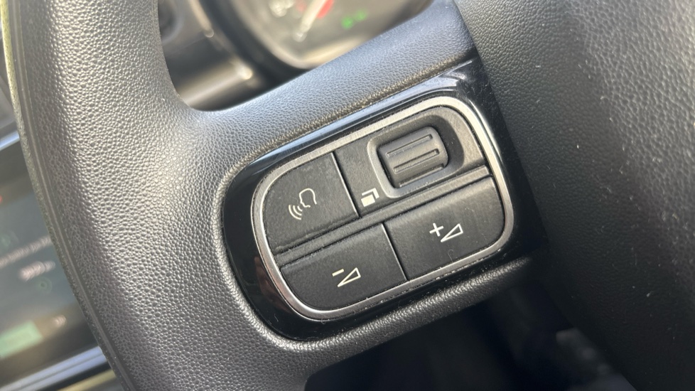 Citroen C3 1.2 PureTech Feel 5dr Petrol Hatchback - Image 22