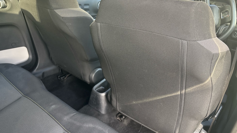 Citroen C3 1.2 PureTech Feel 5dr Petrol Hatchback - Image 35
