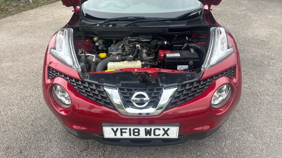 Nissan Juke 1.2 DiG-T Tekna 5dr Petrol Hatchback - Image 8