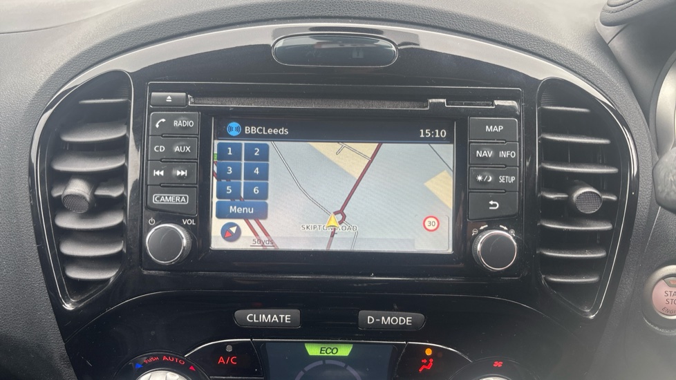 Nissan Juke 1.2 DiG-T Tekna 5dr Petrol Hatchback - Image 12