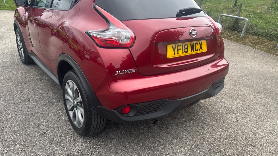 Nissan Juke 1.2 DiG-T Tekna 5dr Petrol Hatchback - Image 49