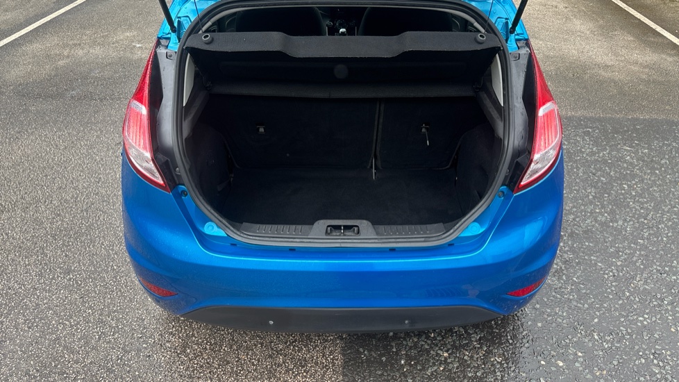 Ford Fiesta 1.0 EcoBoost 125 Titanium 5dr Petrol Hatchback - Image 4