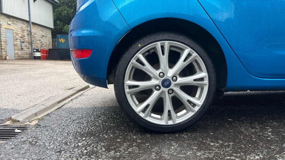 Ford Fiesta 1.0 EcoBoost 125 Titanium 5dr Petrol Hatchback - Image 7