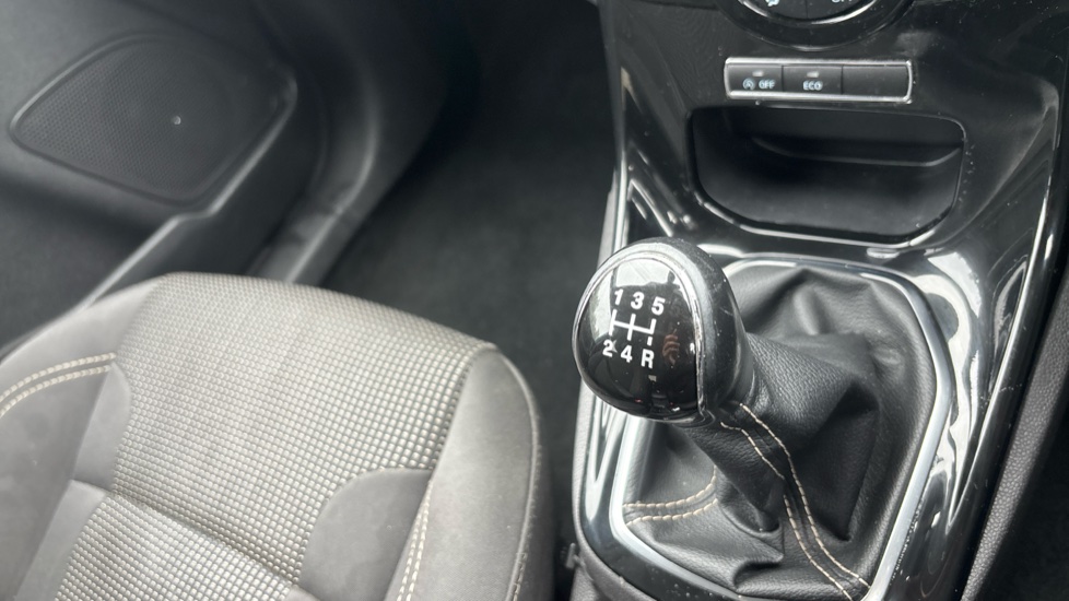 Ford Fiesta 1.0 EcoBoost 125 Titanium 5dr Petrol Hatchback - Image 27