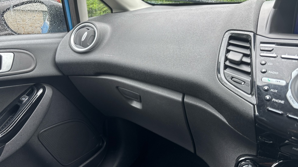 Ford Fiesta 1.0 EcoBoost 125 Titanium 5dr Petrol Hatchback - Image 32