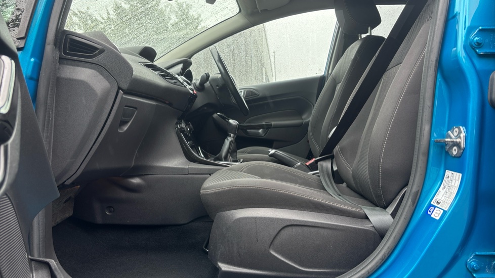 Ford Fiesta 1.0 EcoBoost 125 Titanium 5dr Petrol Hatchback - Image 40