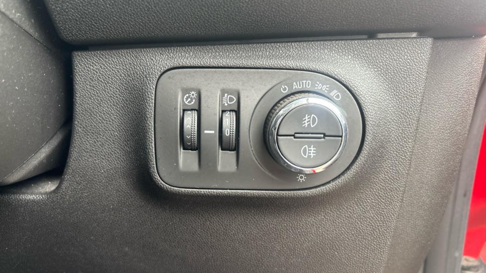 Vauxhall Corsa 1.4 [75] Energy 5dr [AC] Petrol Hatchback - Image 24