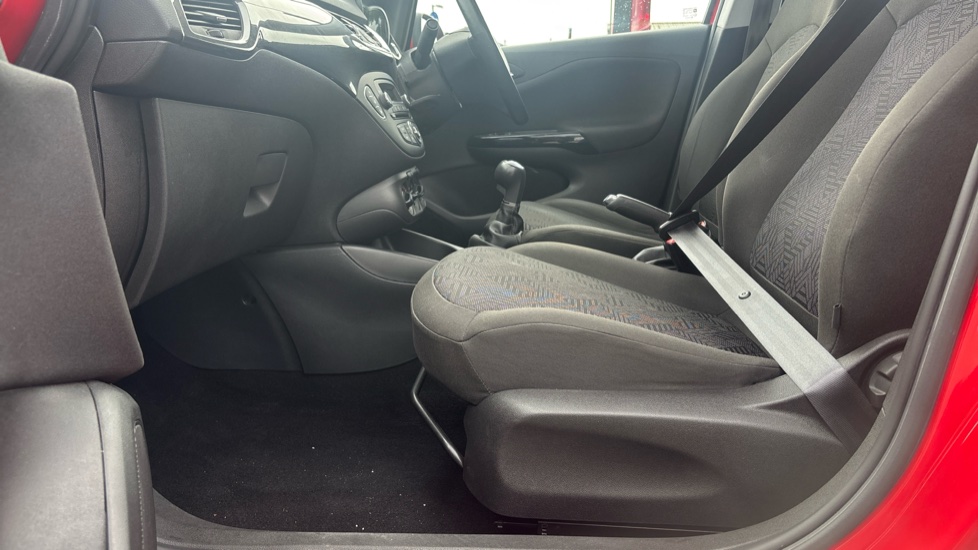 Vauxhall Corsa 1.4 [75] Energy 5dr [AC] Petrol Hatchback - Image 43