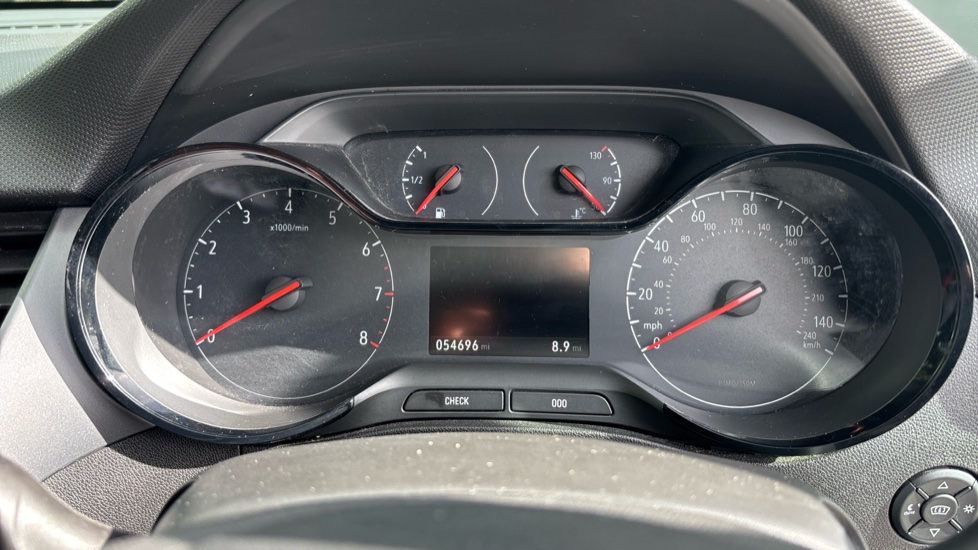 Vauxhall Crossland X 1.2 SE Nav 5dr Petrol Hatchback - Image 18