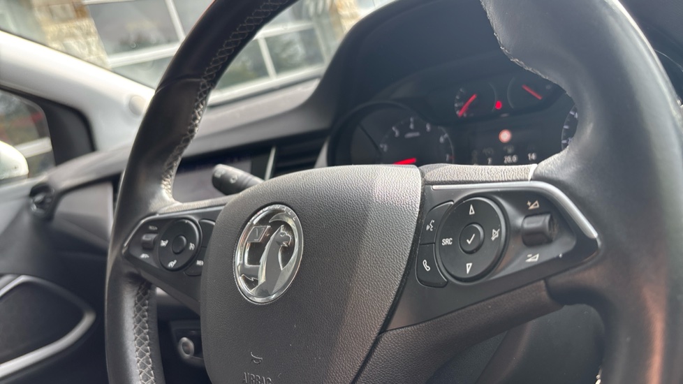 Vauxhall Crossland X 1.2 SE Nav 5dr Petrol Hatchback - Image 21