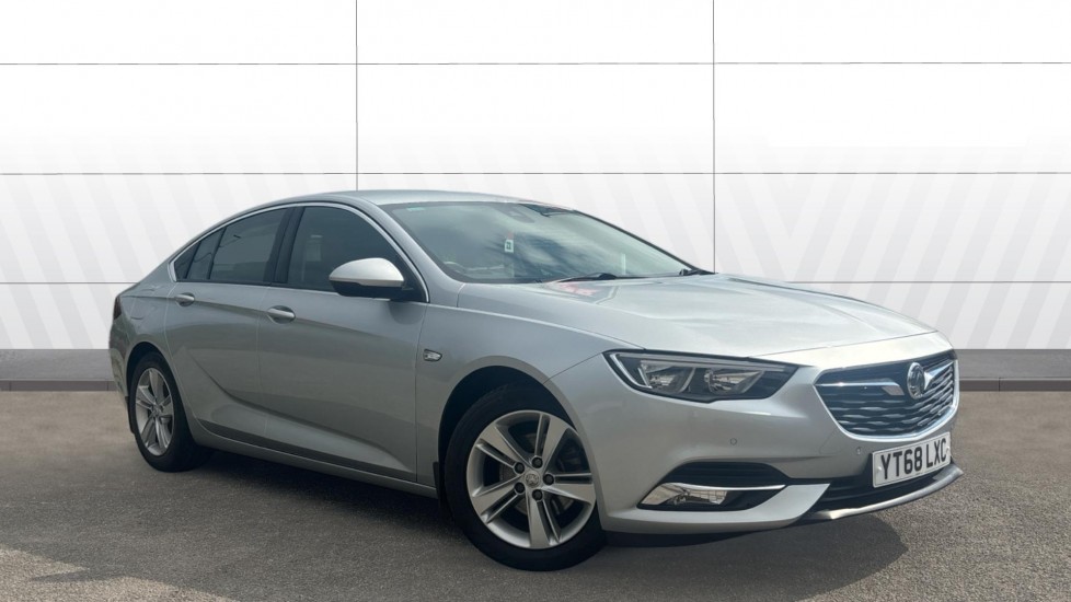 Vauxhall Insignia 1.6 Turbo D [136] Tech Line Nav 5dr Diesel Hatchback - Image 1
