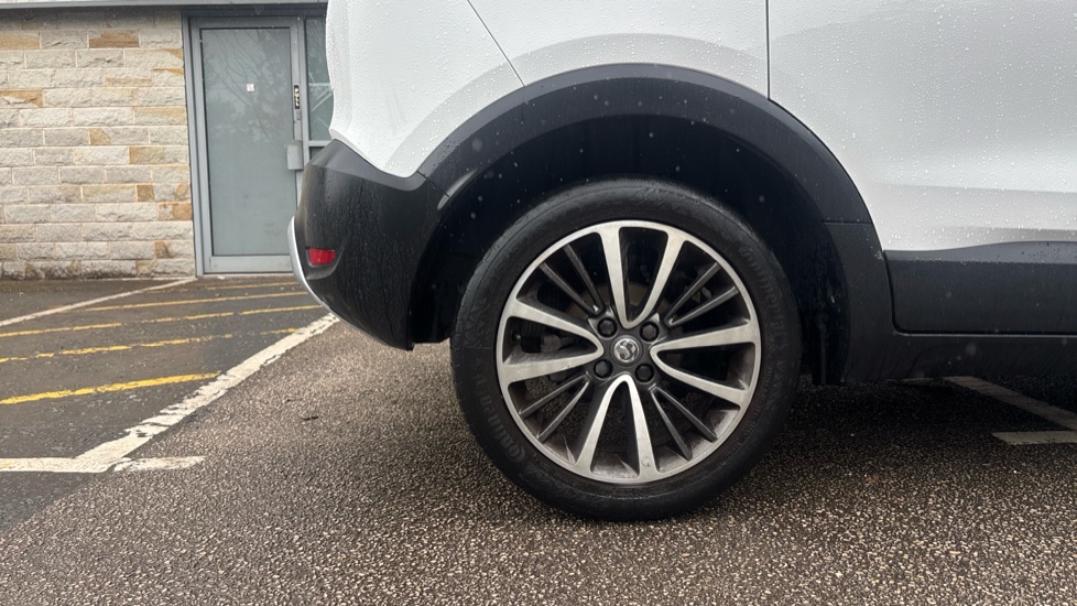 Vauxhall Crossland X 1.2T [130] Elite 5dr [Start Stop] Auto Petrol Hatchback - Image 7