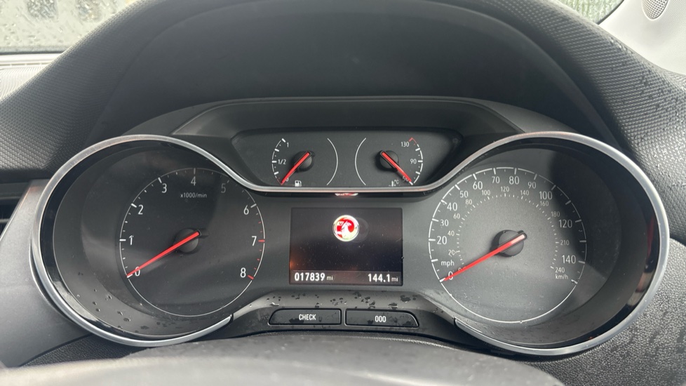 Vauxhall Crossland X 1.2T [130] Elite 5dr [Start Stop] Auto Petrol Hatchback - Image 18