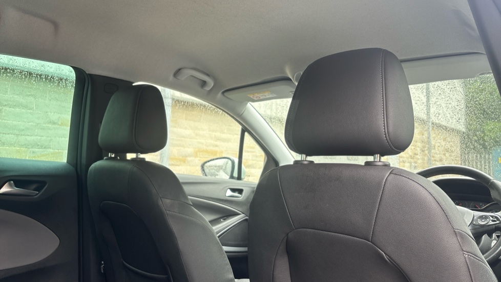 Vauxhall Crossland X 1.2T [130] Elite 5dr [Start Stop] Auto Petrol Hatchback - Image 38