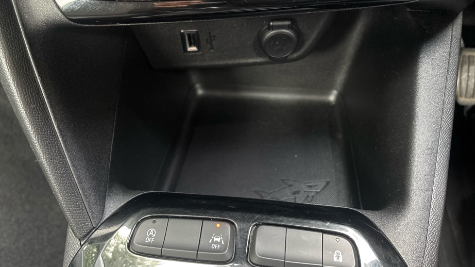 Vauxhall Corsa 1.2 SE 5dr Petrol Hatchback - Image 30