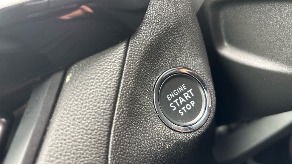 Vauxhall Grandland 1.2 Turbo Ultimate 5dr Petrol Hatchback - Image 26