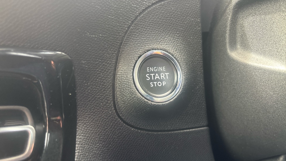 Vauxhall Mokka 100kW Ultimate 50kWh 5dr Auto Electric Hatchback - Image 34