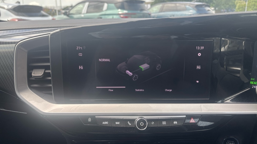 Vauxhall Mokka 100kW Ultimate 50kWh 5dr Auto Electric Hatchback - Image 38