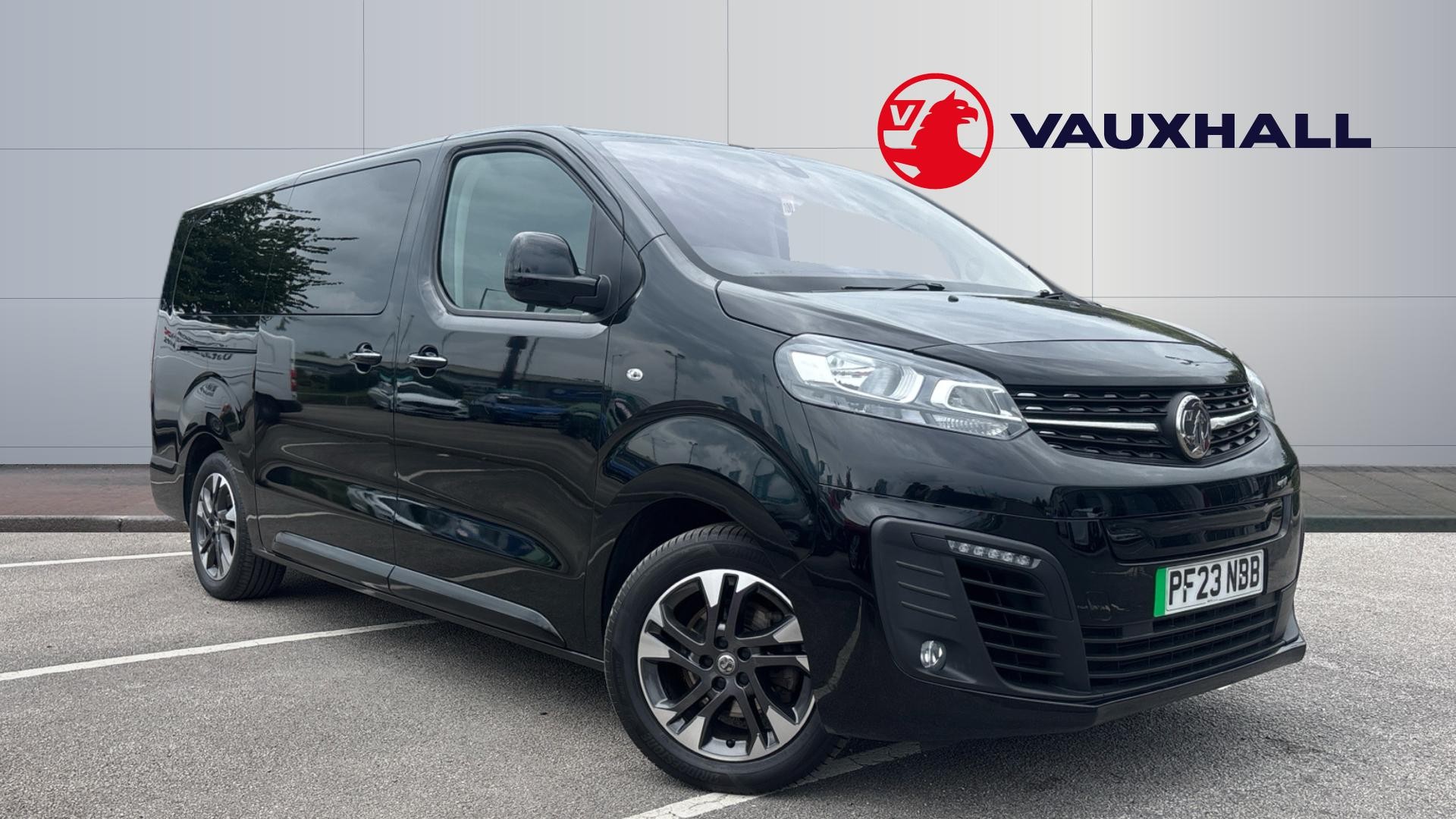 Vauxhall Vivaro Life listing photo