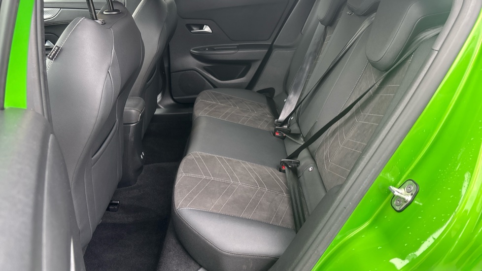 Vauxhall Mokka 100kW Ultimate 50kWh 5dr Auto Electric Hatchback - Image 16