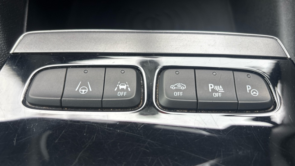 Vauxhall Mokka 100kW Ultimate 50kWh 5dr Auto Electric Hatchback - Image 29
