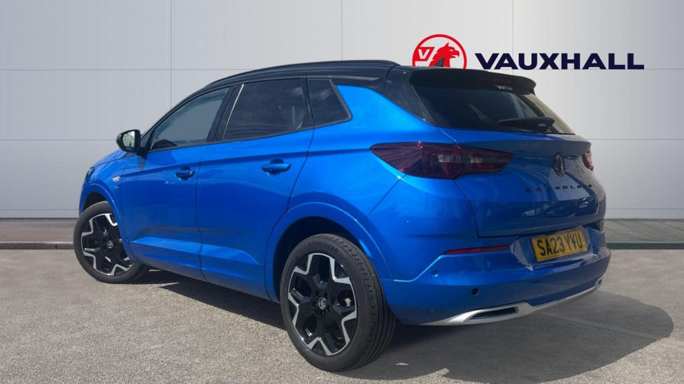 Vauxhall Grandland 1.2 Turbo Ultimate 5dr Petrol Hatchback - Image 2