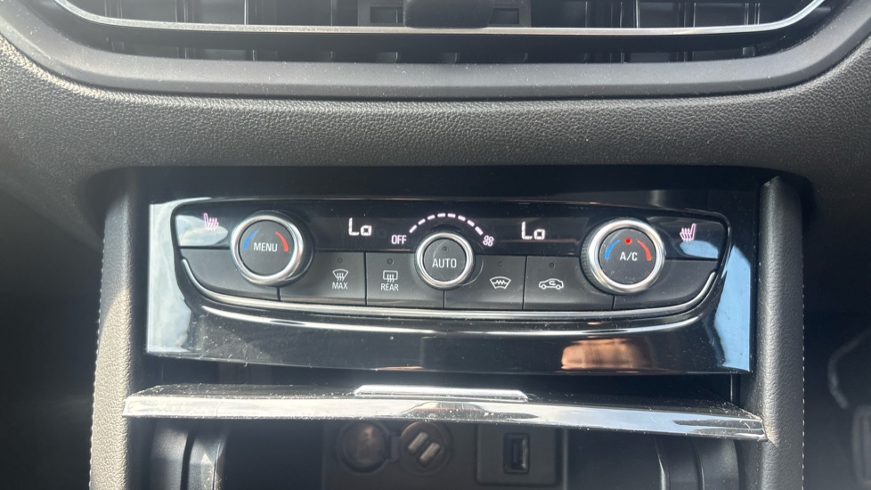 Vauxhall Grandland 1.2 Turbo Ultimate 5dr Petrol Hatchback - Image 31